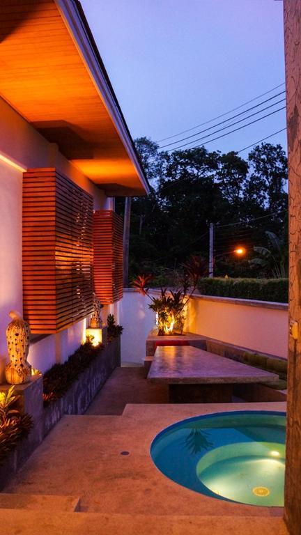 Nai Harn Beach Villa Εξωτερικό φωτογραφία
