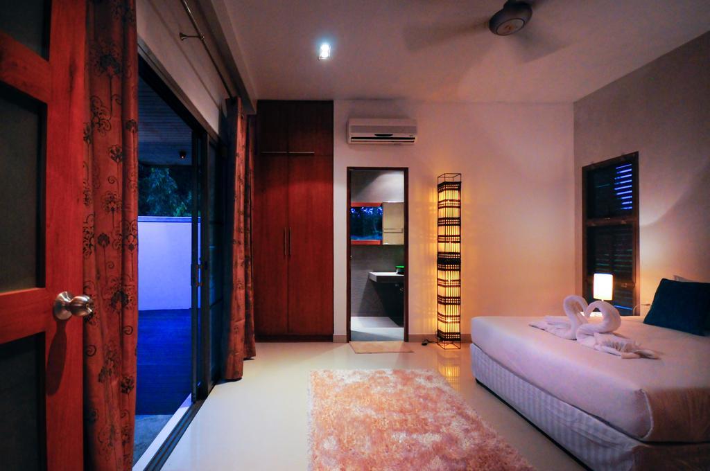 Nai Harn Beach Villa Εξωτερικό φωτογραφία