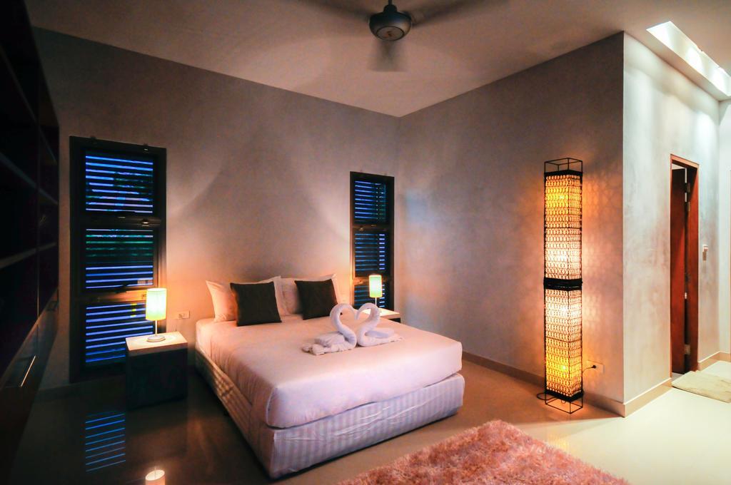 Nai Harn Beach Villa Εξωτερικό φωτογραφία